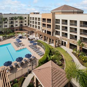 Courtyard San Diego Central - Outdoor Pool, Bar & Restaurant